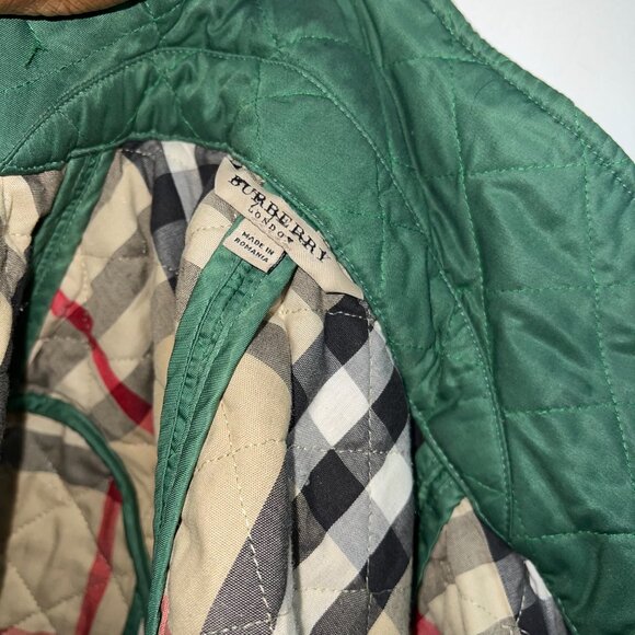 SOLD ! Vintage Burberry Quilted Down Jacket – Olive Green - Picture 3 of 6